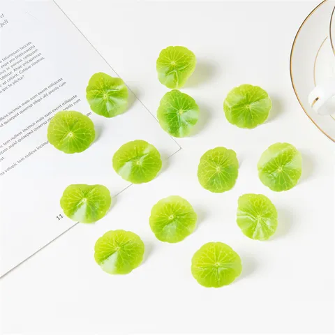 Petites Feuilles Vertes en Tissu de Soie de Feuille de Lotus Artificielle pour Décoration de Table d'Hôtel Accessoires Photo
