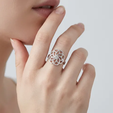 Minimalist Hollow Flower Geometric Ring Titanium Steel Layered Texture Adjustable Open Design For Women