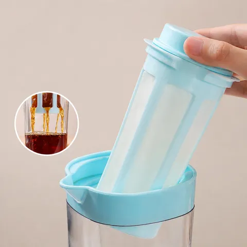 Bouilloire à Eau Froide en Plastique pour Ménage Résistante aux Hautes Températures Pot à Thé Cold Brew Avec Filtre Intégré et Couvercle d'Étanchéité