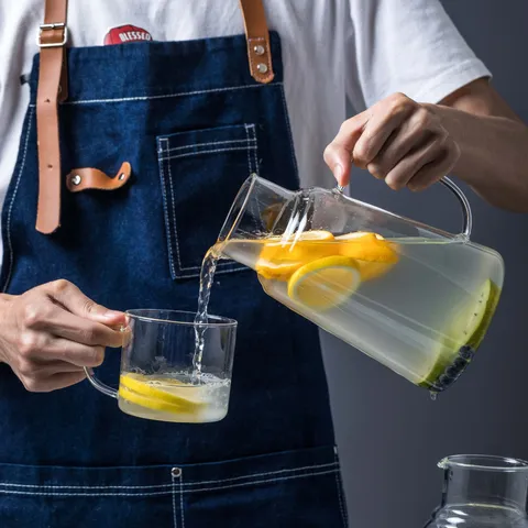 Pichet à Eau en Verre Borosilicaté Résistant à la Chaleur Avec Tasse Grande Capacité Bouilloire à Eau Froide Set de Théière Jus Cuisine