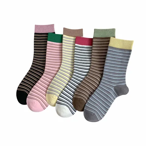 Γυναικείο Ριγέ Crew Socks Retro College Style Χαριτωμένο Χρώμα Αντίθεσης Άνετο Αναπνεύσιμο Βαμβάκι Casual