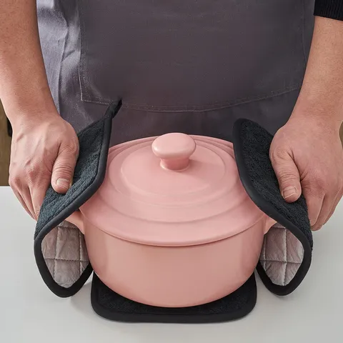 Küche Wärmeisolierung Pad Polyester Gesteppt Topfuntersetzer Rutschfest Hitzebeständige Matte Mit Aufhängeschlaufe Für Backen Kochen