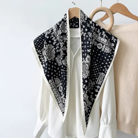 Retro Paisley Satijn Driehoek Sjaal Voor Vrouwen Lichtgewicht Veelzijdige Hals Sjaal Mode Hoofdband Haarband