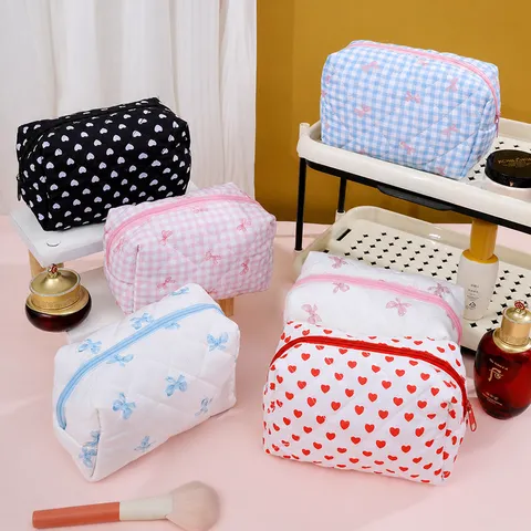 Trousse de Maquillage Matelassée Mignon Nœud Papillon Carreaux Pochette de Maquillage Portable Voyage Lavage Sac de Rangement Style Doux Organisateur de Toilettage