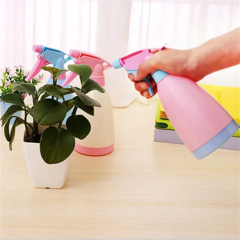 Regadera de Plástico Botella de Spray para Plantas Pulverizador de Presión Manual para Flores de Jardín Herramientas de Limpieza del Hogar Color Caramelo