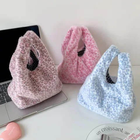 Leopard Print Plush Handbag Soft Faux Fur Tote Bag Cute Casual Commuter Storage Bag Women Winter Fluffy Hand Bag
