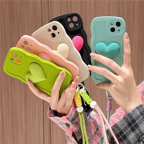 Minimalist Silicone Wavy Phone Case With Heart Charm And Hand Strap Soft TPU Protective Back Cover For iPhone Series