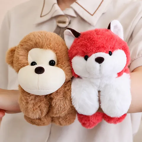 Simpatico Giocattolo in Peluche con Bracciale a Scatto di Animali Cartone Animato Morbido Peluche Anello da Mano per Bambini Regalo Creativo