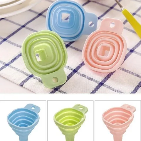 Portable Mini Silicone Funnel Collapsible Kitchen Funnel For Oil Pouring Liquid Dispensing Flexible Foldable Tool