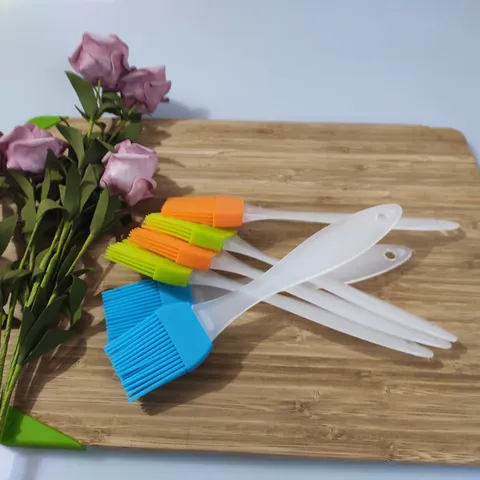 High Temperature Resistant Silicone Basting Brush Pastry Brush For Baking Barbecue Cake Cream BBQ Kitchen Tool