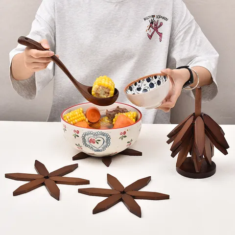 Creative Foldable Christmas Tree Bamboo Insulation Mat Heat Resistant Wooden Placemat Coaster Kitchen Dining Decor