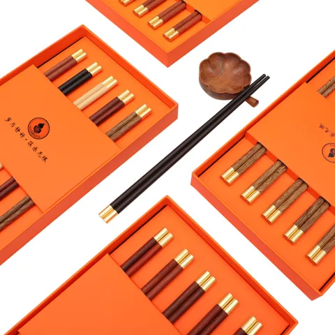 Chinese Style Solid Wood Chopsticks Gift Set Portable Household Tableware Traditional Wooden Chopsticks With Gift Box
