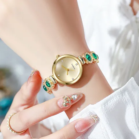 Montre-Bracelet à Quartz pour Femmes Boîtier en Alliage Luxe Accents de Strass Haute Qualité Style Rétro Élégant Fermoir Bijou Bijoux de Mode