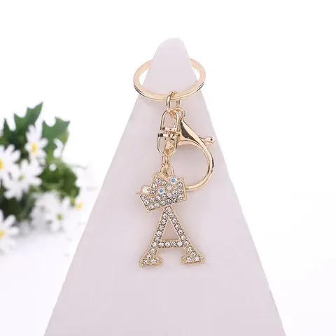 Porte-clés Lettre Anglaise Couronne Strass Alliage de Zinc Pendentif de Sac Or Mode Anneau de Clé de Voiture Bijou Cadeau Pour Femmes