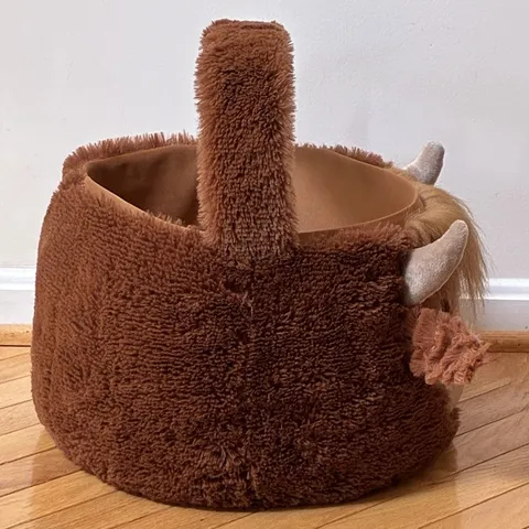 Highland Cow Plush Easter Basket Brown Shaggy Hair Candy Storage Bag With Handle For Easter Egg Hunt Gifts Home Decoration
