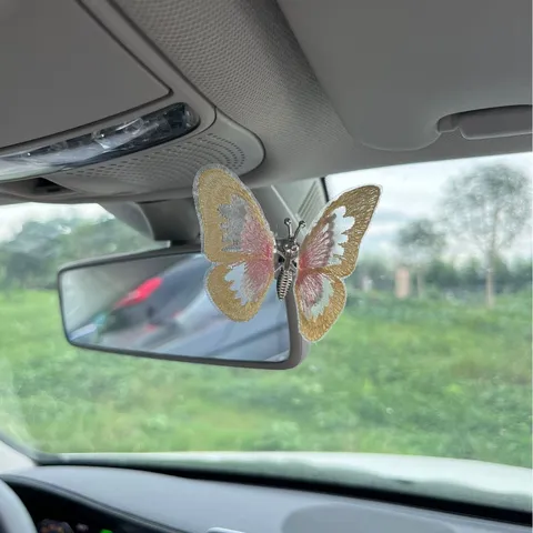 Car Air Vent Butterfly Aromatherapy Ornament Simulation Embroidery Cute Butterfly Interior Car Decor