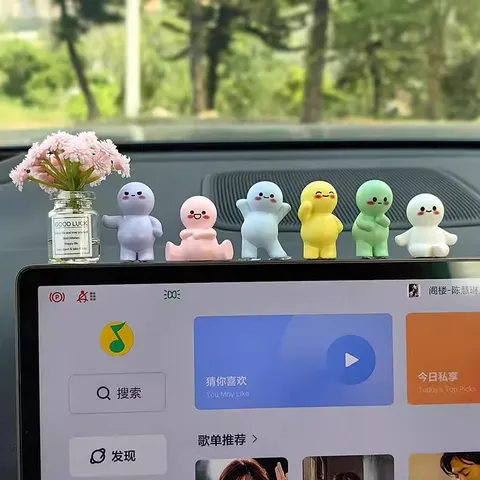 Adornos de Salpicadero de Coche de Hombres Pequeños de Resina de Dibujos Animados Lindo