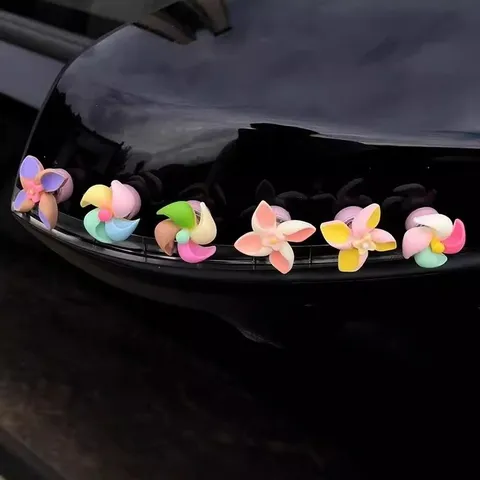 Coche Molino de Viento Giratorio Adorno de Tablero Resina Lindo Creativo Adhesivo Spinner Multicolor Decoración Interior