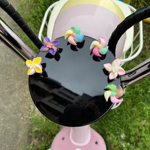 Colorful Rotating Windmill Car Dashboard Ornament Resin Cartoon Spinning Pinwheel Cute Interior Decor Accessories