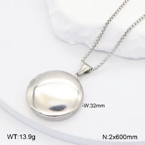Collier Pendentif Médaillon Rond en Acier Inoxydable Vintage Relief Portrait St Mary Rétro Hommes Mode Bijoux Chaîne Cadeau