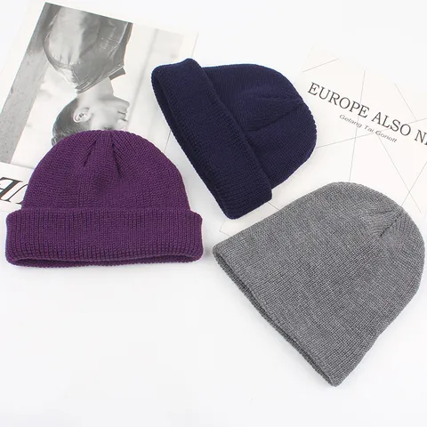 Unisex Solid Color Knitted Beanie Hat Winter Warm Casual Docker Cap Fashion Headwear For Daily Wear