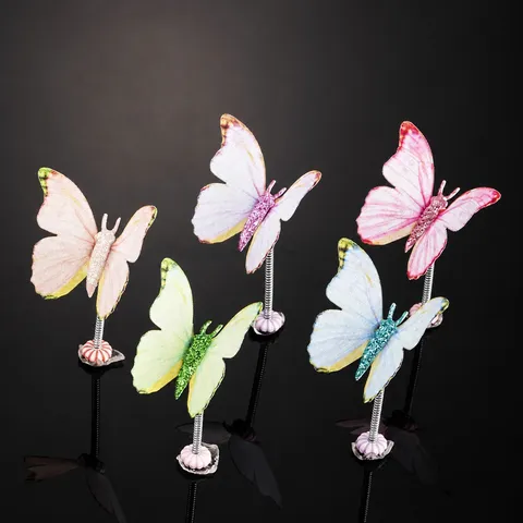 Cute Butterfly Car Dashboard Ornament Creative Spring Swing Auto Air Vent Decoration Interior Accessories For Women Girls