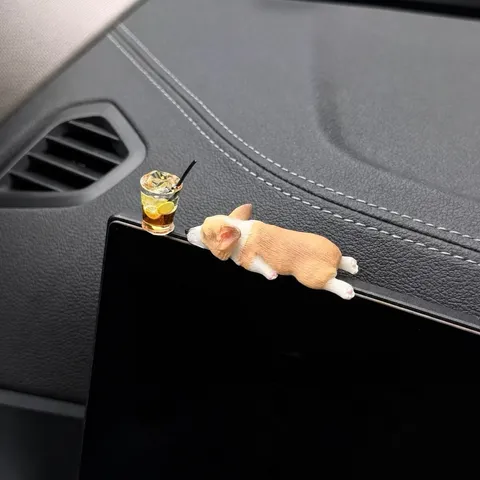 Süßer Schlafender Corgi Hund Auto Armaturenbrett Ornament Harz Simulation Welpe Mit Miniatur Eiskaltem Getränk Auto Inneneinrichtung