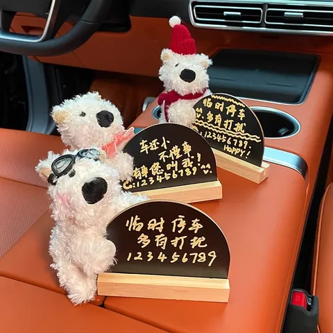 Lindo Perro de Peluche West Highland Placa de Número de Estacionamiento Temporal para Coche Decoración de Adorno Interior de Coche de Dibujos Animados Creativo