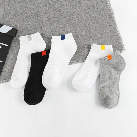 Unisex Cotton Blend Low Cut Sports Socks Breathable Deodorant Solid Color Ankle Socks For Men And Women Daily Wear