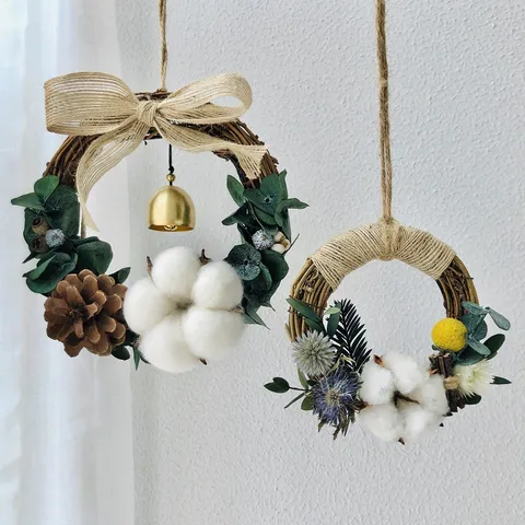 Kit de Material DIY de Corona de Flores Secas Hecho a Mano Ratán Natural Piña Colgante de Pared Colgante de Coche Regalo de Decoración