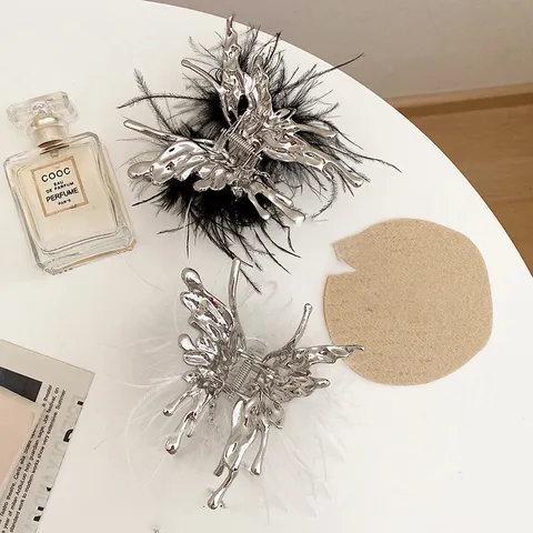 Liquid Metal Butterfly Ostrich Feather Hair Claw Clip Sweet Cool Cold Style Statement Hair Accessories For Women