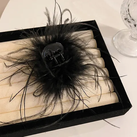 Ins Style Ostrich Feather Hair Claw Clip Fluffy Hair Catch Sweet Cute Hair Accessories For Women Girls Hair Styling