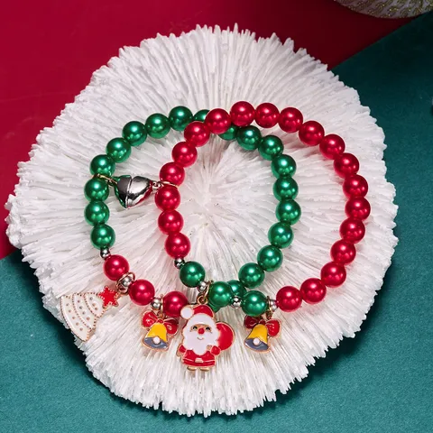 Bracelet à Perles de Noël Père Noël Renne Avec Fermoir Cœur Magnétique Rouge Vert Alliage Bracelet à Breloques Ensemble Pour Couples Cadeau