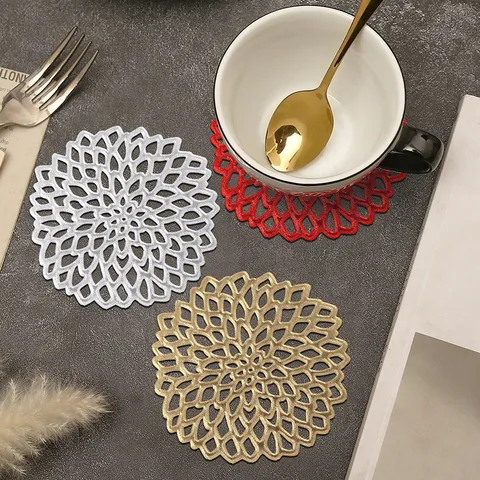 Hollow Flower PVC Coaster Placemat Heat Resistant Round Table Mat For Coffee Cup Wine Glass Dining Table Kitchen Decor