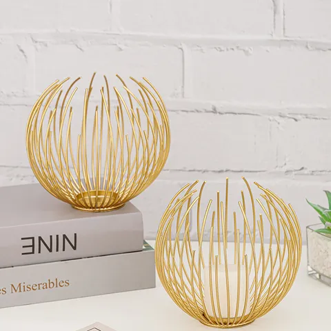 Modern Minimalist Metal Lantern Candle Holder Gold Hollow Geometric Tealight Candle Stand Home Wedding Party Decor