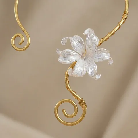 French Retro White Flower Open Collar Necklace For Women 3D Calla Lily Enamel Artificial Pearl Gold Plated Choker Jewelry
