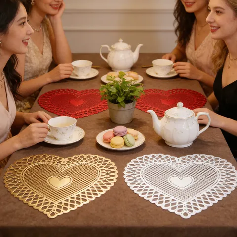 PVC Heart Placemat Waterproof Non-Slip Heat Insulation Pad Nordic Luxury Table Mat Valentine Dinner Plate Mat