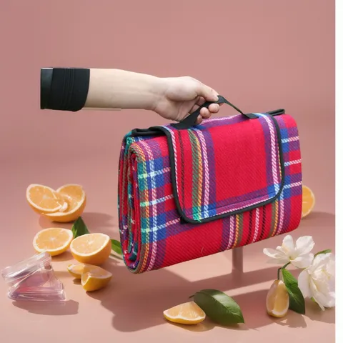 Outdoor Waterproof Picnic Blanket Thickened Moisture-Proof Camping Mat Portable Foldable Plaid Beach Mat Travel Rug