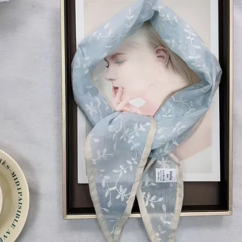 Dames Vierkante Sjaal Vintage Bloemenprint Lichtgewicht Ademend Halsdoek Mode Hoofdband Sjaal