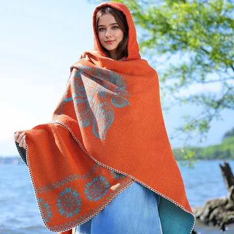 Damen Böhmisch Kapuzen Poncho Schal Ethno Jacquard Karo Cape Dick Strickwickel Strickjacke Winter Warm Reisen Oberteil