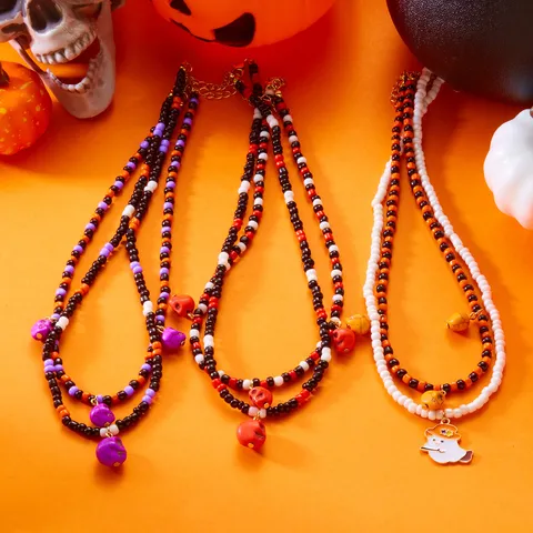 Collar de Doble Capa de Cuentas de Vidrio de Halloween Colgante de Calavera Fantasma Gótico Vintage Collar de Gargantilla en Capas para Mujer Joyería de Fiesta
