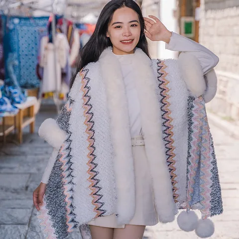 Damen Ethno-Umhang Schal Kunstkaninchenfellkragen Ärmel Retro Geometrischer Strickponcho Strickjacke Warme Oberbekleidung