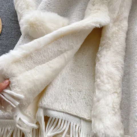 Damen Kunstfellkragen Kapuzenkap Poncho Cape Mantel Warm Dick Fleece Gefüttert Quaste Polyester Oberbekleidung Elegant Top