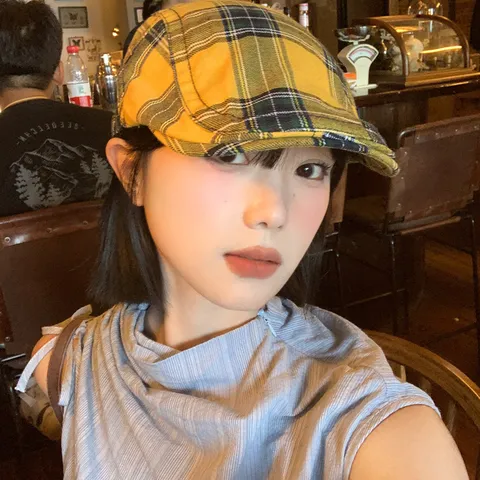 Vintage British Plaid Flat Cap Women Breathable Cotton Newsboy Beret Fashion Casual Sun Protection Visor Hat