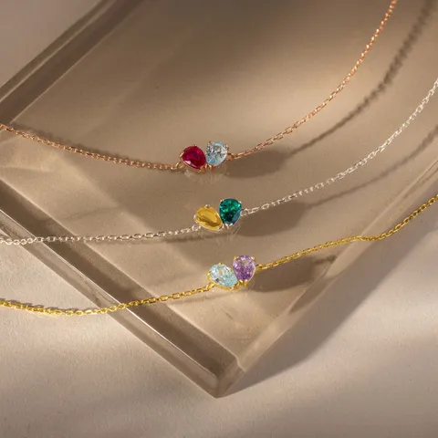 Französischer Leichter Luxus Titanstahl Herz Strass Anhänger Halskette Goldfarbe Nische Design Einfache Schlüsselbeinkette Damen
