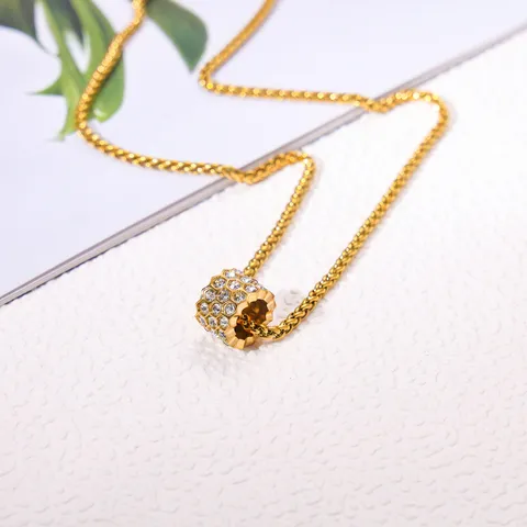 Mode Titanium Staal Cilinder Hanger Ketting Lichte Luxe Minimalistisch Geometrisch Strass Ingelegd Vat Bedel Schakelketting Voor Vrouwen Mannen Sieraden