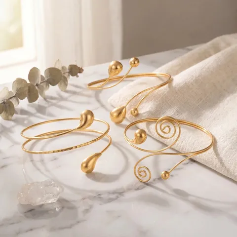 Bracciale da Braccio Geometrico Minimalista in Acciaio al Titanio per Uomo Donna Placcato Oro a Onda Spirale Aperto Gioielli Corpo Regalo