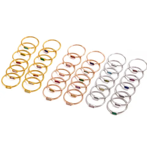 Anello in Acciaio al Titanio con Strass Rettangolare Minimalista Geometrico Pietra Portafortuna Quadrata Elegante Gioiello Regalo