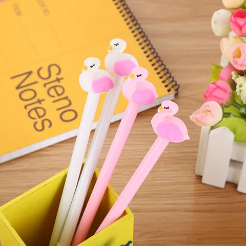 Stylo Gel Créatif Flamant Rose Dessin Animé 0.5mm Encre Noire Mignon Cygne Plastique Stylo Neutre École Bureau Papeterie Outil d'Écriture