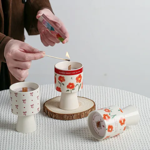 French Vintage Ceramic Aromatherapy Candle Holder Goblet European Style Relief Floral Bow Empty Candle Cup Party Decor
